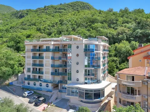 Prodaja, jednosoban stan, 44m², Pržno, Budva - image 3