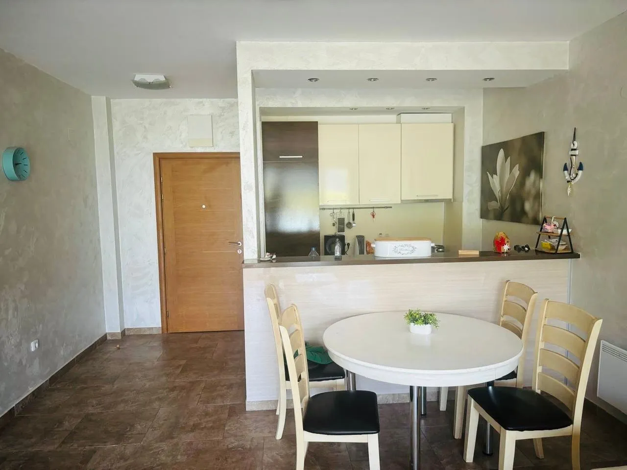 Sale, two bedroom apartment, 68m², Bečići, Budva