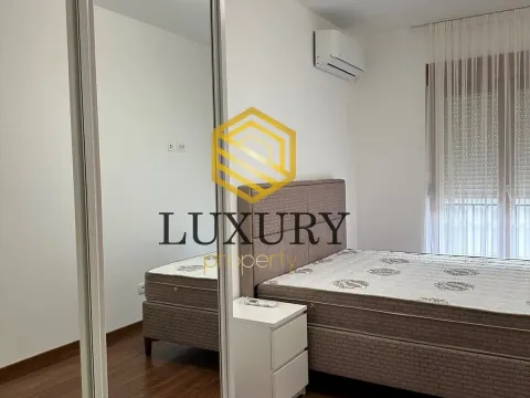 Izdavanje, jednosoban stan, 72m², Master Kvart, Podgorica - image 10