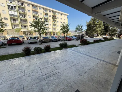 Rent, office space, 42m², Pobrežje, Podgorica - image 5