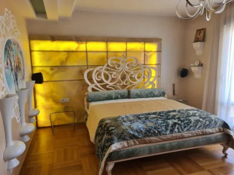 Prodaja, dvosoban stan, 113m², Bečići, Budva