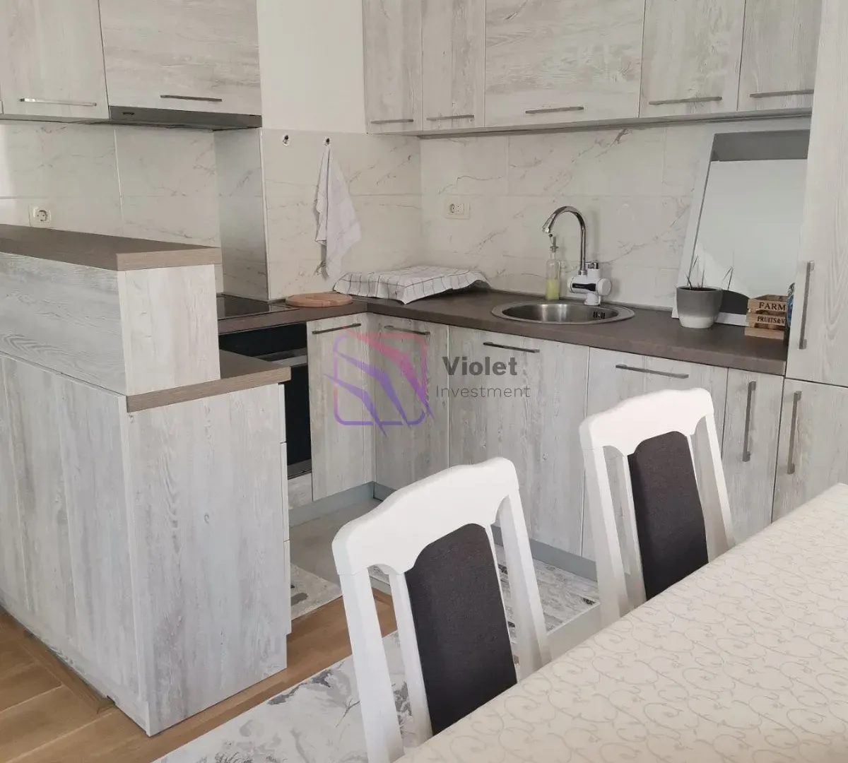 Izdavanje, jednosoban stan, 50m², Blok 9, Podgorica