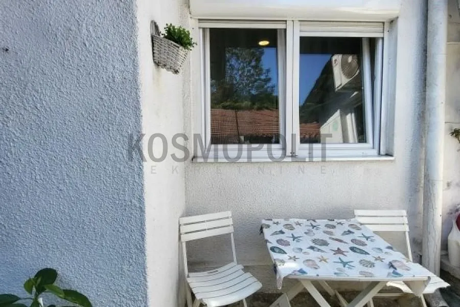 Prodaja, jednosoban stan, 33m², Sarajevska, Beograd