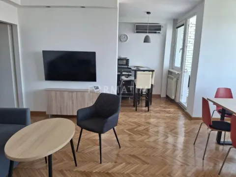 Izdavanje, trosoban stan, 67m², Novi Beograd Blok 21, Novi Beograd Sve Podlokacije - image 20