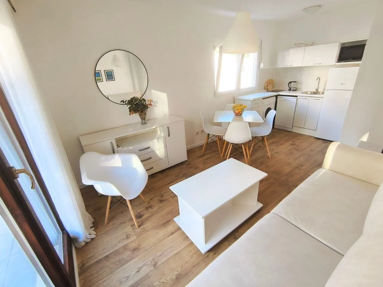 Rent, one bedroom apartment, 43m², Lazi, Budva
