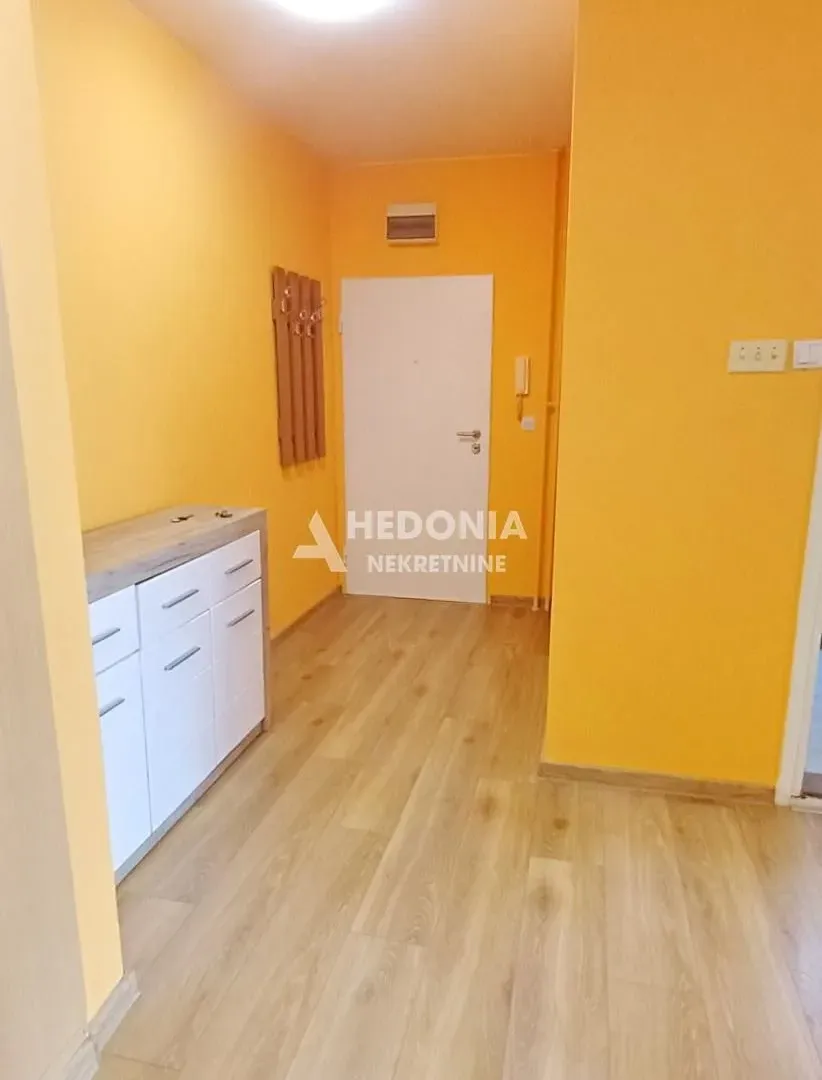 Rent, two bedroom apartment, 63m², Novi Beograd Sve Podlokacije, Beograd