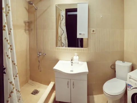 Izdavanje, jednosoban stan, 59m², Blok 5, Podgorica - image 10