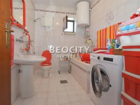 Prodaja, kuća, 360m², Kudeljarski Nasip, Pančevo - image 12