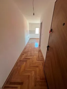 Sale, one bedroom apartment, 38m², Borča 1, Borča Sve Podlokacije - image 4