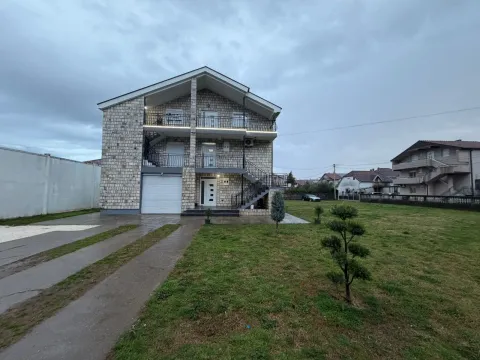 Rent, house, 360m², Zagorič, Podgorica - image 9