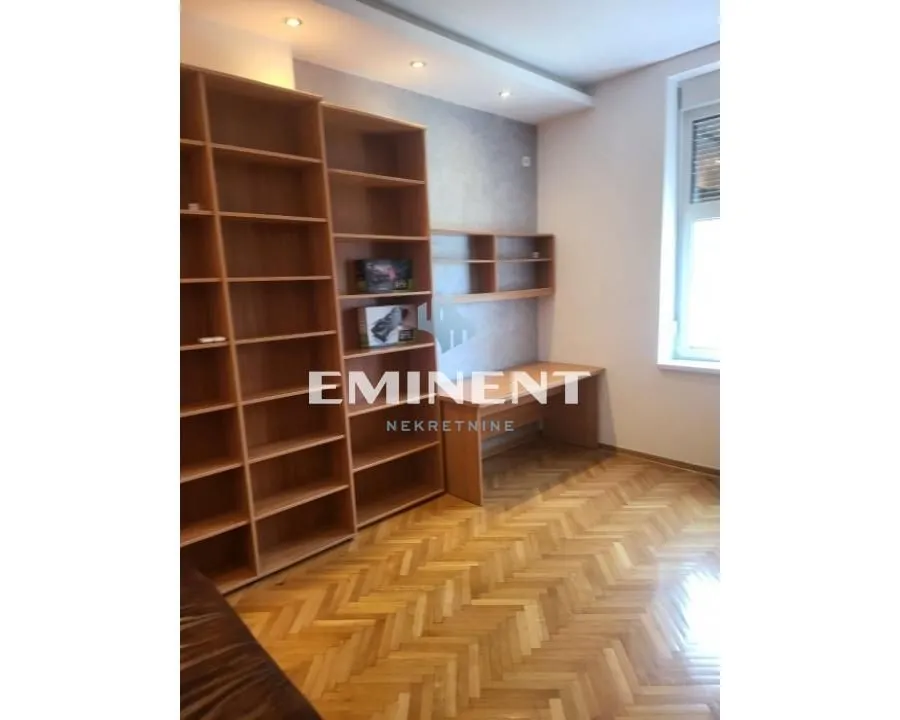 Rent, four bedroom apartment, 100m², Cvetni Trg, Vračar Sve Podlokacije