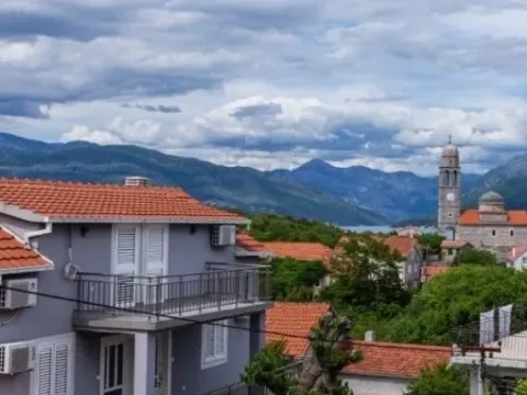 Rent, studio apartment, 35m², Radovići, Tivat - image 9