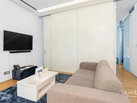 Sale, one bedroom apartment, 97m², Budva, Crna Gora - image 5