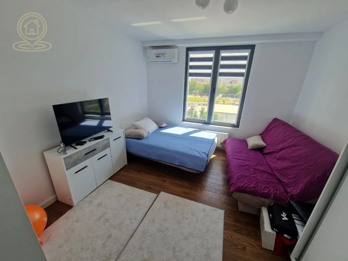 Izdavanje, trosoban stan, 81m², Medijana, Niš