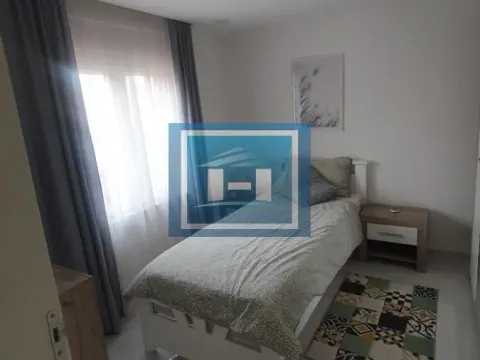 Sale, house, 315m², Centar, Šabac - image 16