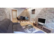 Izdavanje, trosoban stan, 88m², Savski Venac, Beograd - image 1