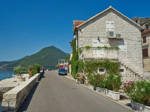 Sale, house, 165m², Perast, Kotor - image 2