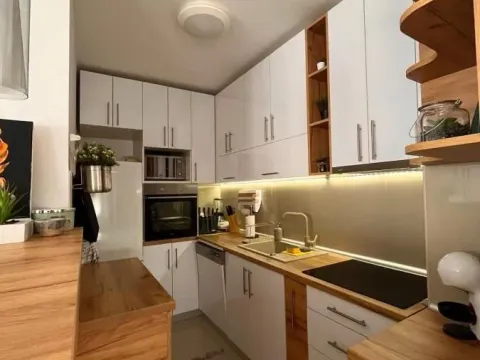 Prodaja, stan, 100m², Novo naselje, Novi Sad - image 4