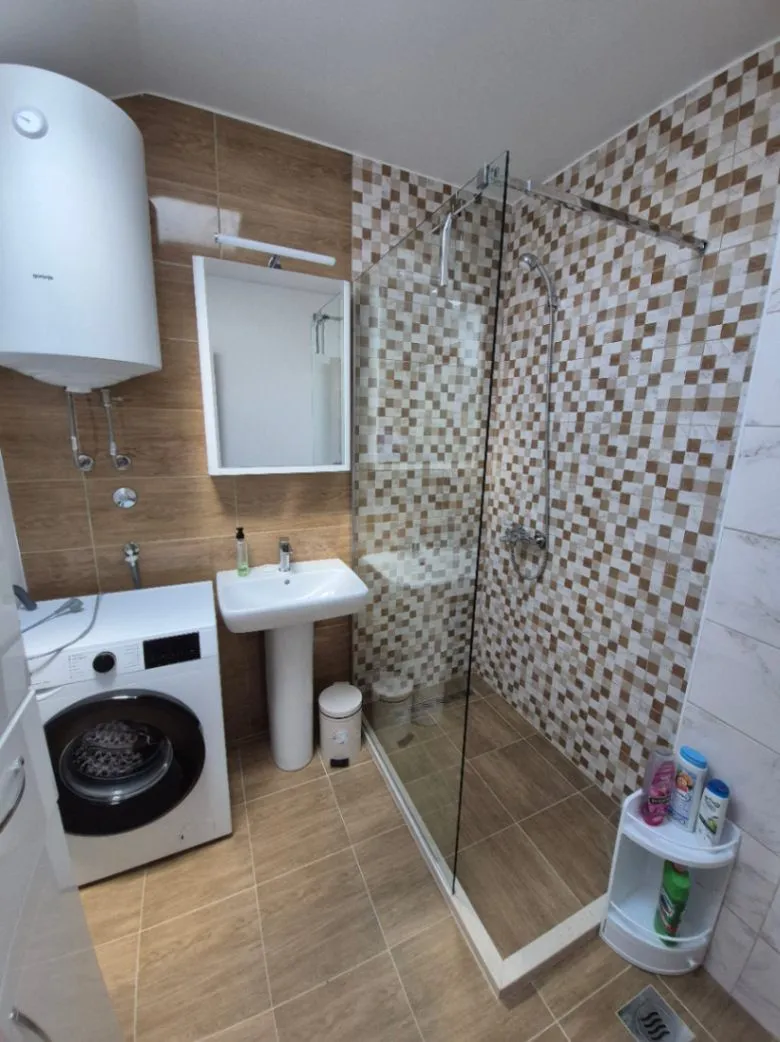 Izdavanje, jednosoban stan, 50m², Gomila, Herceg Novi