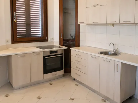 Rent, two bedroom apartment, 80m², Zagorič, Podgorica - image 4