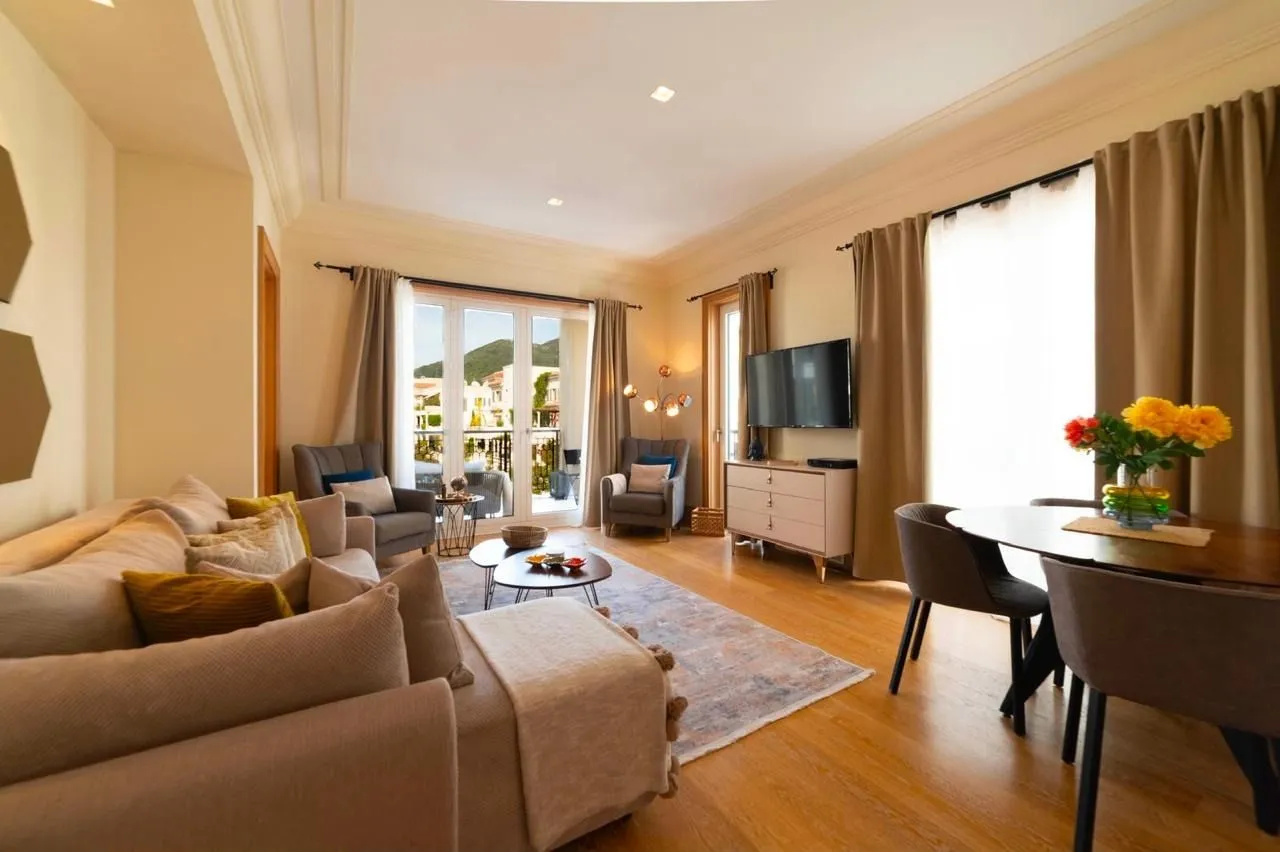 Rent, one bedroom apartment, 63m², Porto Montenegro, Tivat