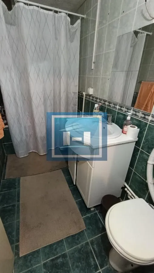 Prodaja, trosoban stan, 83m², Vašarište, Jagodina