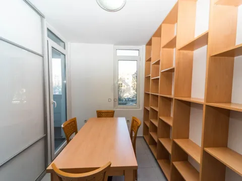Izdavanje, dvosoban stan, 80m², Blok 9, Podgorica - image 3