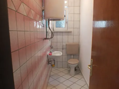 Prodaja, kuća, 107m², Bar, Crna Gora - image 8