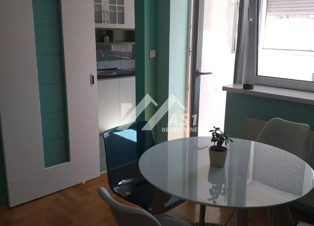 Izdavanje, jednosoban stan, 45m², Podbara, Novi Sad Sve Podlokacije