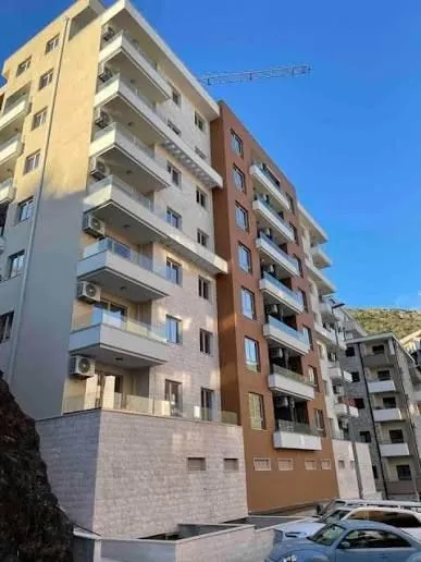 Sale, one bedroom apartment, 43m², Bečići, Budva