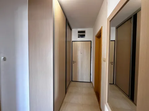Rent, two bedroom apartment, 70m², Pobrežje, Podgorica - image 10