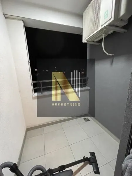 Izdavanje, dvosoban stan, 53m², Grbavica, Novi Sad Sve Podlokacije