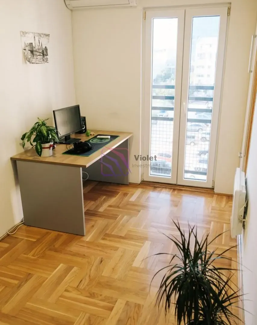 Rent, two bedroom apartment, 56m², City Kvart, Podgorica