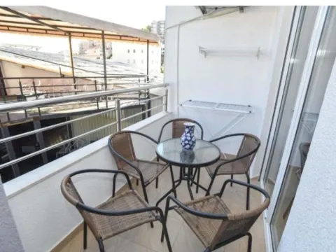 Izdavanje, stan, 54m², Budva, Crna Gora - image 11