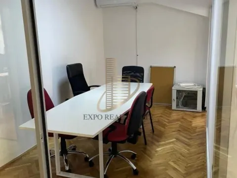 Izdavanje, poslovni prostor, 106m², Bulevar Oslobodjenja, Novi Sad Sve Podlokacije - image 2