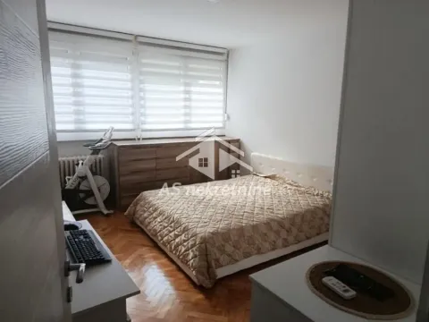 Izdavanje, trosoban stan, 75m², Banovo Brdo, Beograd - image 10