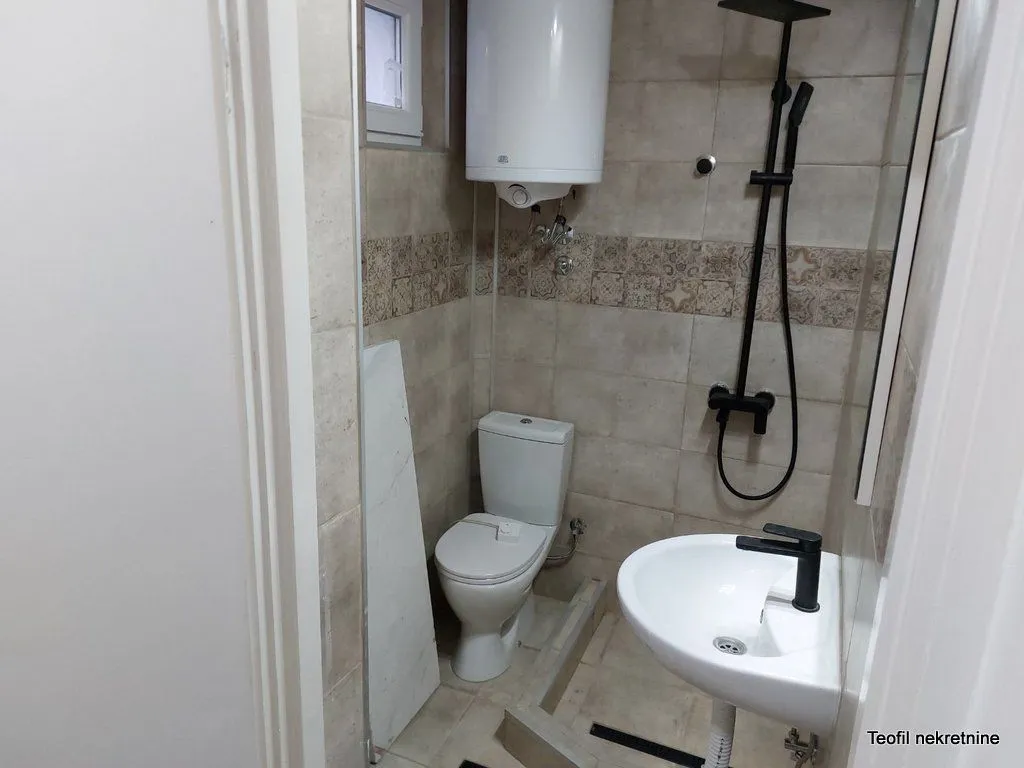 Prodaja, jednosoban stan, 34m², Zemun Save Kovačevića, Zemun Sve Podlokacije