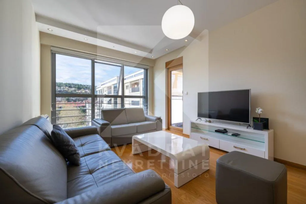 Prodaja, dvosoban stan, 71m², Momišići, Podgorica