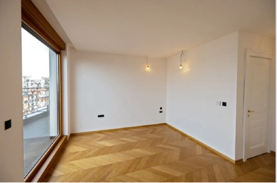 Prodaja, petosoban stan, 193m², Južni Bulevar, Vračar Sve Podlokacije