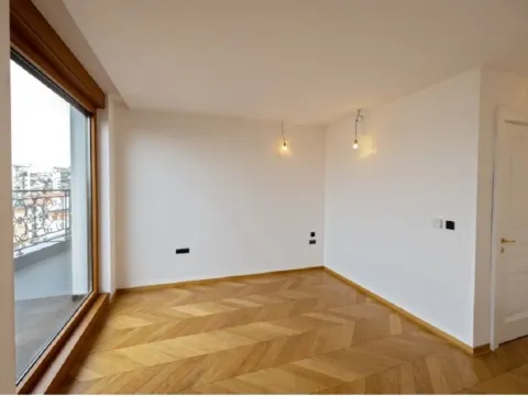 Sale, five bedroom apartment, 193m², Južni Bulevar, Vračar Sve Podlokacije - image 2