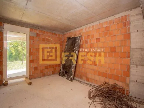 Prodaja, kuća, 240m², Ostalo, Podgorica - image 14