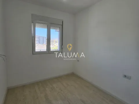 Sale, two bedroom apartment, 46m², City Kvart, Podgorica - image 3