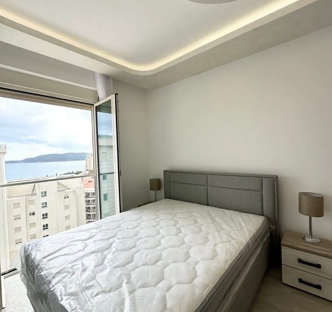 Sale, two bedroom apartment, 74m², Bečići, Budva