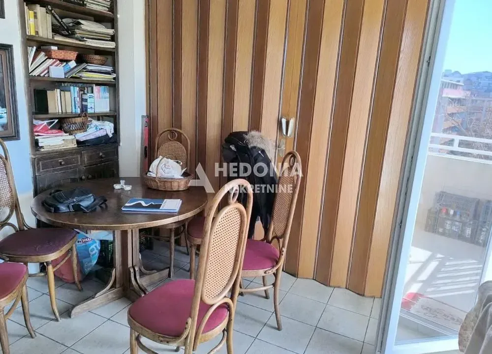 Sale, two bedroom apartment, 62m², Stari Grad, Beograd