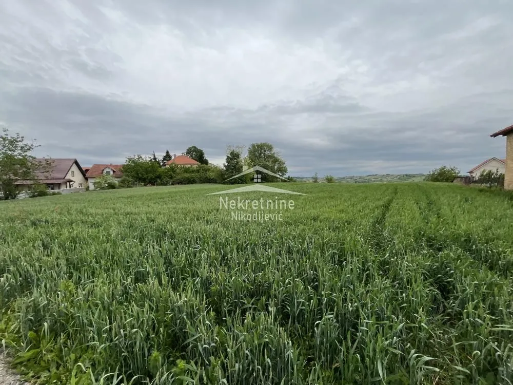 Prodaja, plac, 1600m², Čukarica, Beograd