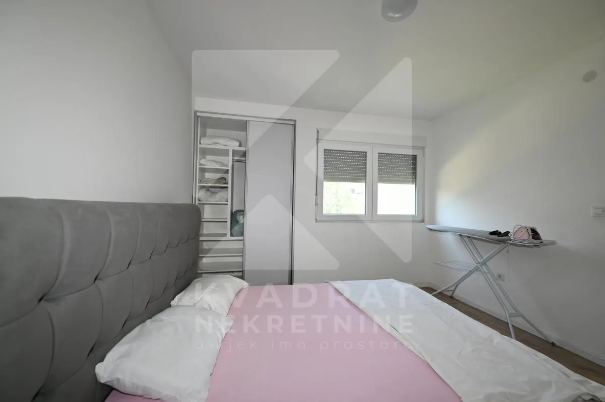 Izdavanje, dvosoban stan, 74m², Zabjelo, Podgorica