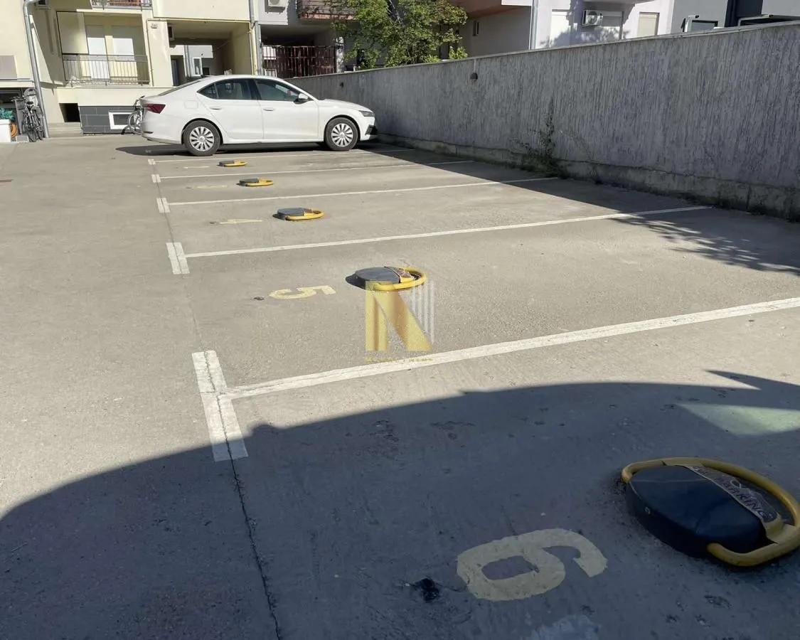 Prodaja, trosoban stan, 73m², Nova Detelinara, Novi Sad Sve Podlokacije