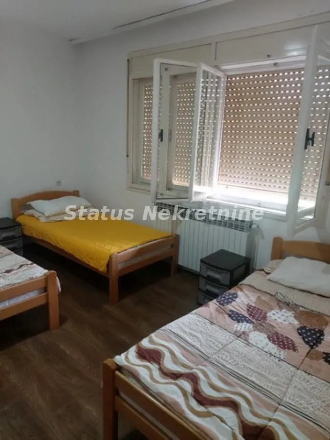 Prodaja, kuća, 261m², Inđija, Srbija