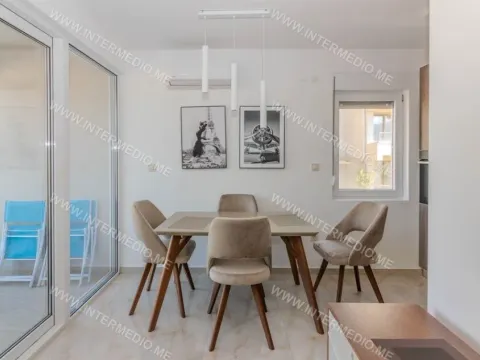 Sale, one bedroom apartment, 44m², Baošići, Herceg Novi - image 8