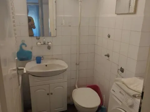 Izdavanje, trosoban stan, 80m², Novo naselje, Novi Sad - image 15